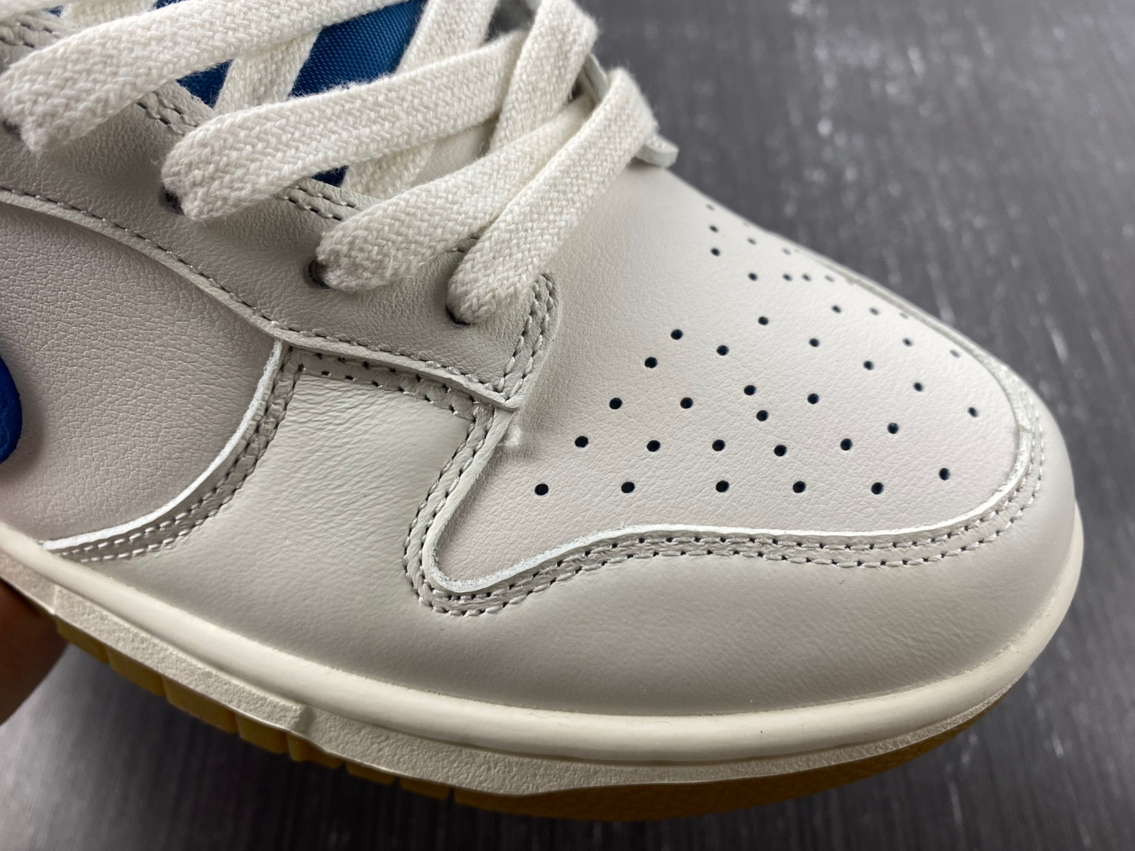 nike dunk low se sail dark marina blue dx3198-133