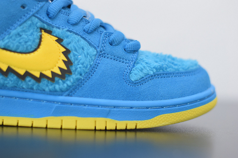grateful dead x nike sb dunk low “blue bear” cj5378-400