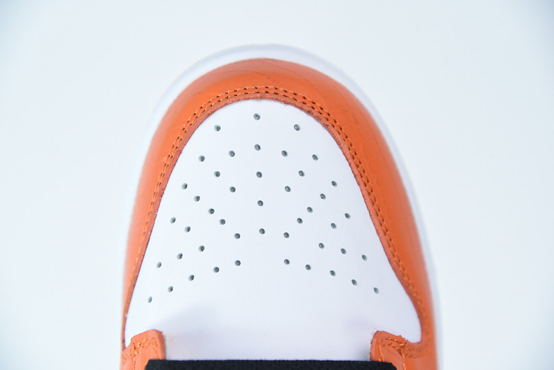 nike sb dunk low S*p*e x nike orange dh3228-181