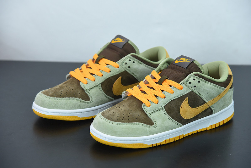 nike sb dunk low “dusty olive” dh5360-300