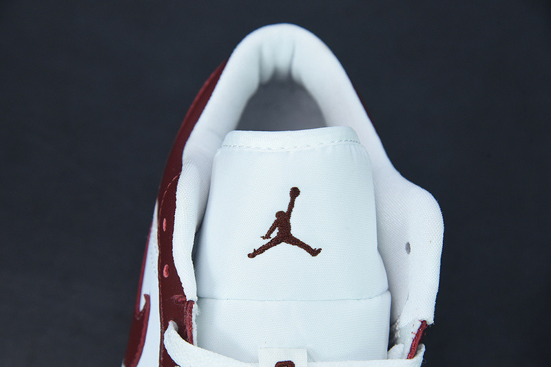 air jordan 1 low surF**es in “”team red" dc0774-116