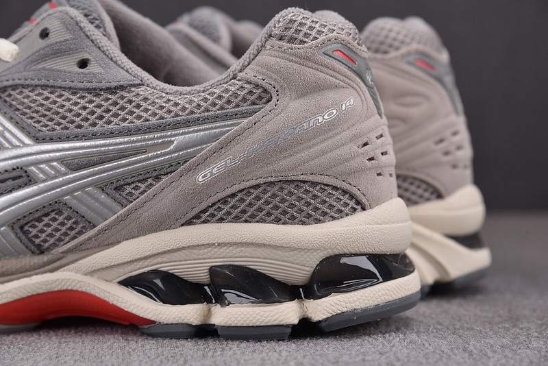 As*ic*s gel kayano 14 