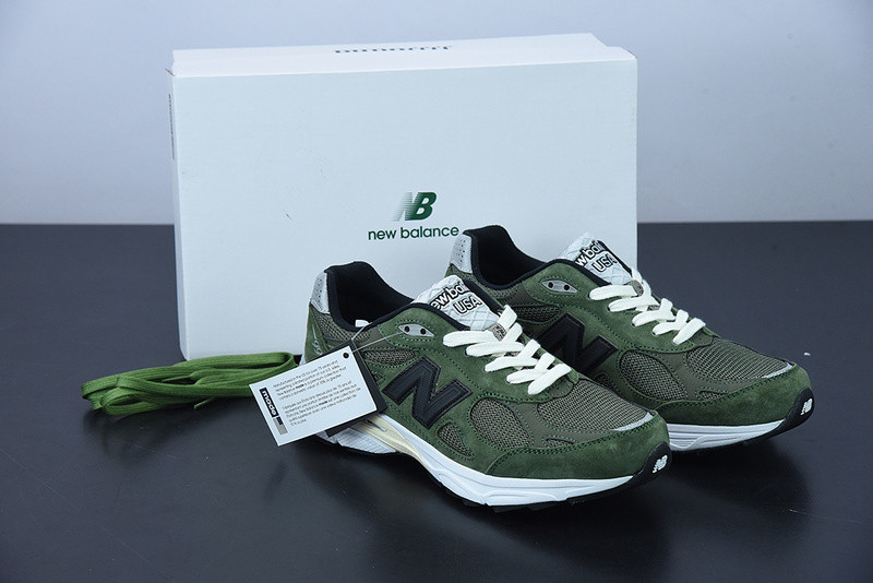 new balance sneaker