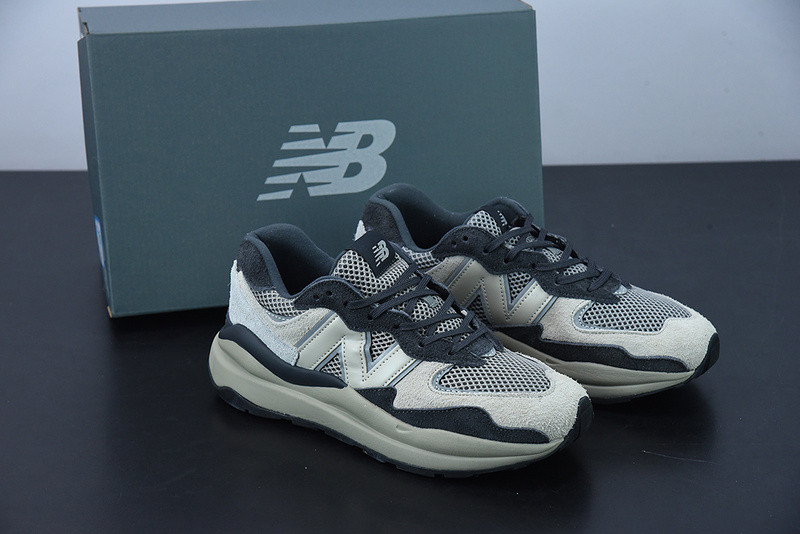 new balance sneaker