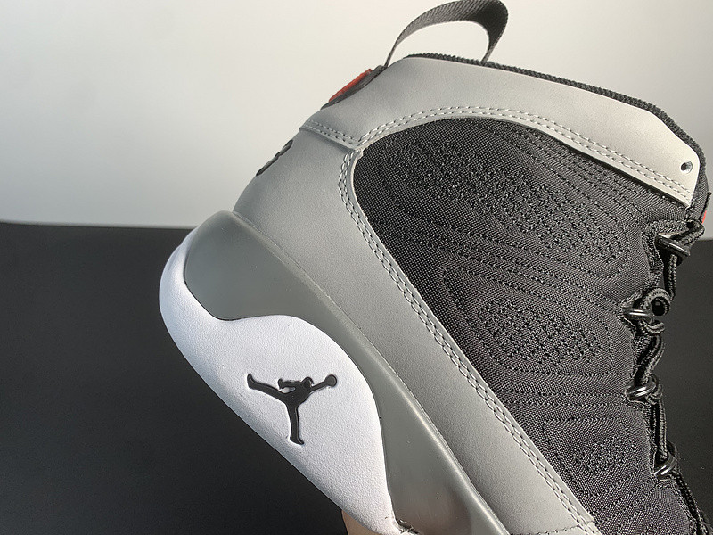 air jordan 9 retro particle grey ct8019-060
