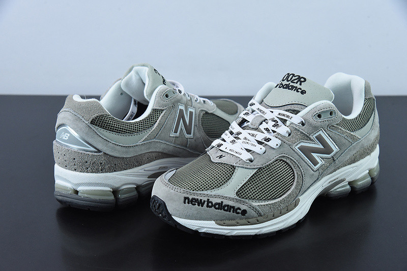 new balance sneaker