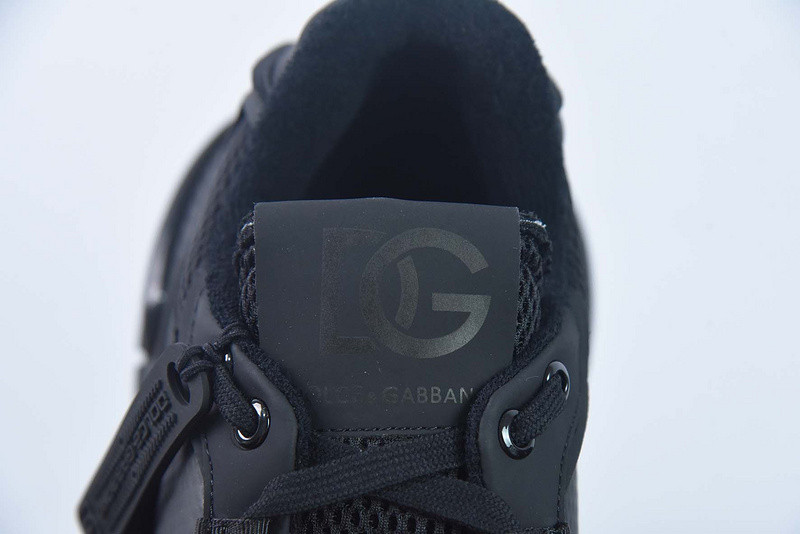 dg sneaker